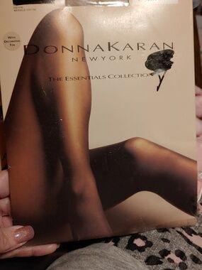 NWT Small Donna Karan New York Satin Sheer Nude Shimmer Pantyhose